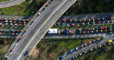 Εκτροπή κυκλοφορίας από Τρίπολη προς Αθήνα λόγω αγροτικών κινητοποιήσεων