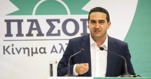 Μ. Κατρίνης: «Η εξωτερική και αμυντική πολιτική της χώρας δεν είναι οικογενειακή υπόθεση»