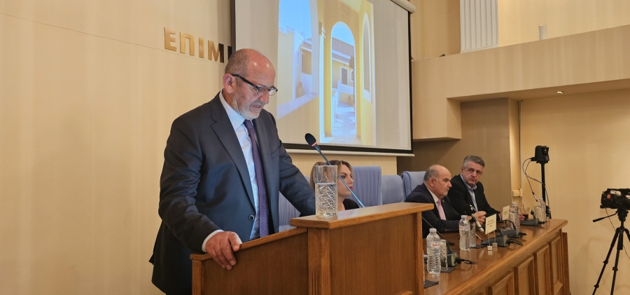 Εξαιρετική η ομιλία του Προέδρου του Επιμελητήριο Λακωνίας στην κοπή της πίτας - βράβευση επιχειρήσεων (vid)