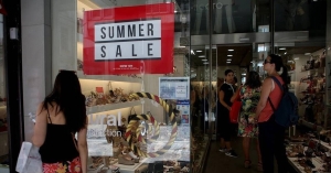 ΕΣΕΕ: Οδηγός για τους εμπόρους εν όψει θερινών εκπτώσεων