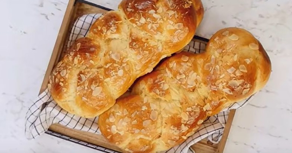 Τσουρέκι: Η πιο γρήγορη και νόστιμη συνταγή για το αγαπημενο έδεσμα του Πάσχα