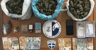 3 ημεδαποί, ηλικίας 49, 68 και 71 ετών συνελήφθησαν για χασίς και κοκαΐνη