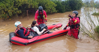 Σε πλήρη εξέλιξη η επιχείρηση απεγκλωβισμού στην Ανατολική Μάνη