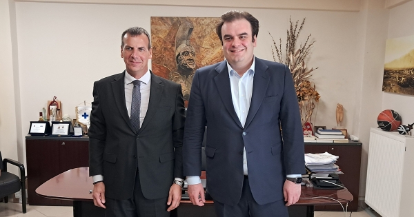 Συνάντηση του Δημάρχου Σπάρτης με τον Υπουργό Παιδείας, Θρησκευμάτων και Αθλητισμού Κυριάκο Πιερρακάκη