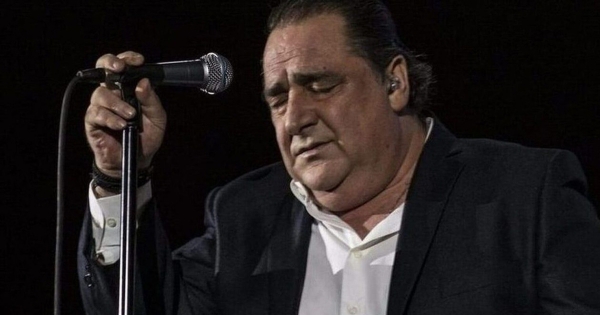 Βασίλης Καρράς: Ένας χρόνος χωρίς τον λαϊκό τραγουδιστή - «Είναι σαν χθες», λέει ο αδερφός του