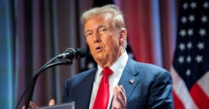 Ο Τραμπ ανακοίνωσε την επιβολή δασμών 30% στην Ευρωπαϊκή Ένωση - Ψυχραιμία κι απειλές για αντίμετρα από την Ευρώπη