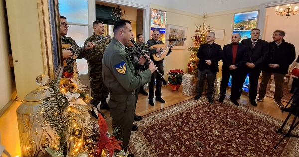 Ευχές από τον Περιφερειάρχη Πελοποννήσου Δημήτρη Πτωχό: «Φως, ελπίδα και ενότητα»