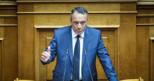 Σπαρτιάτες: Ο Στίγκας διέγραψε τρεις βουλευτές