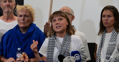 Γκρέτα Τούνμπεργκ: Η ιστορία δεν είναι για εμάς, αλλά για το ότι το Ισραήλ κλιμακώνει τη γενοκτονία και τη μαζική καταστροφή