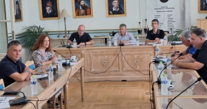 Πελοπόννησος: «Ναι» σε στρατηγικές τουριστικές επενδύσεις, «όχι» σε μονάδα ανακύκλωσης ελαστικών στη Μεγαλόπολη