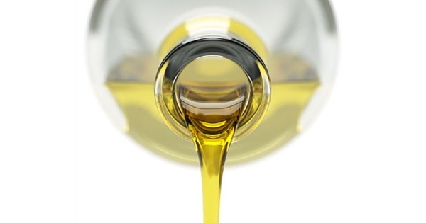 Ελαιόλαδο: «Κλείδωσε» η τιμή του τενεκέ για το 2025 - Πόσο πωλείται σήμερα