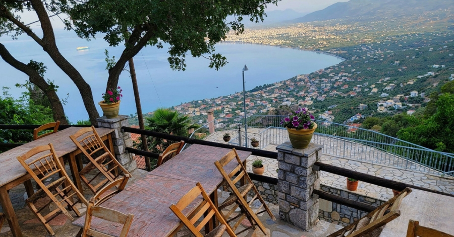 Μεσσηνία: Θετικές προοπτικές για το 2026 - Στροφή από το μαζικό μοντέλο στον θεματικό τουρισμό