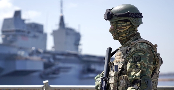 Έκτακτες κρίσεις ανωτάτων αξιωματικών των Ενόπλων Δυνάμεων: Προαχθέντες, διατηρητέοι και αποστρατεύσαντες