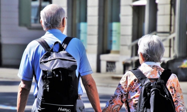 Πώς και πότε θα δοθεί το έκτακτο επίδομα σε συνταξιούχους και ευάλωτους