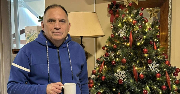 Ν. Κρητικός: «Καλά Χριστούγεννα με υγεία και αγάπη»