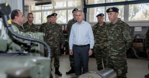Επίσκεψη ΥΦΕΘΑ Θ. Δαβάκη στο 306 Εργοστάσιο Βάσης Τηλεπικοινωνιών στις Αχαρνές