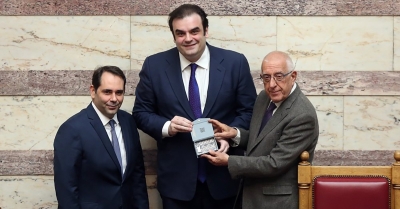 Προϋπολογισμός 2026: Ανάπτυξη 2,4% με οδηγό τις επενδύσεις - Φορολογική μεταρρύθμιση και αύξηση του μέσου μισθού κατά 10%