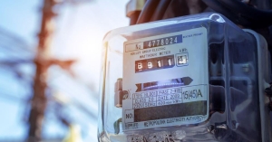 Λογαριασμοί ρεύματος: Πότε κάνει πρεμιέρα το πορτοκαλί τιμολόγιο – Οι τιμές θα ανακοινώνονται κάθε ημέρα, για την επομένη