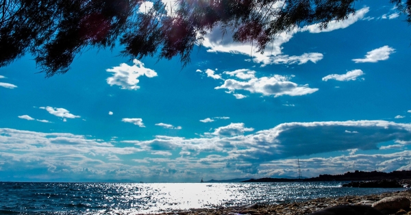 «Γαλάζια σημαία»: Οι 12 ελληνικές παραλίες που βγήκαν από την λίστα