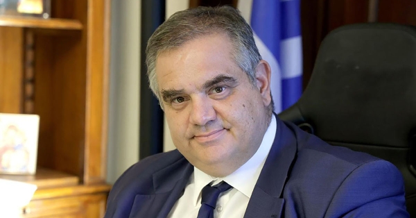 141 Δήμοι δεν έχουν ενεργοποιήσει το akatharista.apps.gov.gr