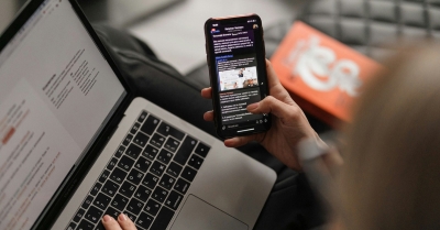 Νέα απάτη με δήθεν μηνύματα από ΕΛΤΑ και ΑΑΔΕ – Μην πατήσετε τον σύνδεσμο στο SMS