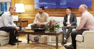 Μητσοτάκης – Τζόκοβιτς στο Μαξίμου: «Συζητήσαμε πώς θα ανεβάσουμε το ελληνικό τένις ακόμα πιο ψηλά»