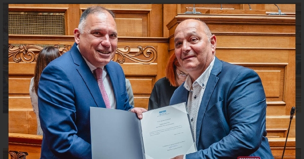 Στη βράβευση εθελοντών αιμοδοτών από τη βουλή ο Νεοκλής Κρητικός