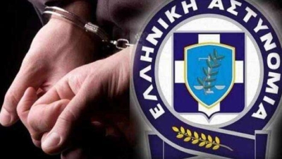 ΣΠΑΡΤΗ | Συνελήφθησαν 2 ανήλικες για κλοπή ενδυμάτων από κατάστημα