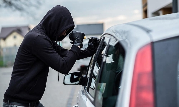 Εξιχνιάσθηκαν 8 κλοπές πολυτελών αυτοκινήτων αξίας 215.000 €