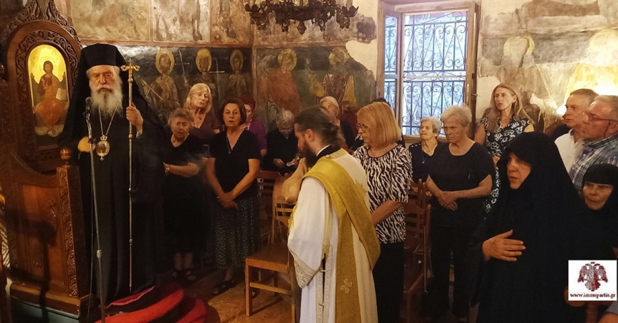 Η πρώτη Παράκληση προς την Υπεραγία Θεοτόκο στην Ι.Μ. Καστρίου
