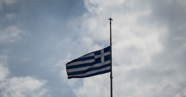 Τριήμερο πένθος στις Ενοπλες Δυνάμεις μετά τον θανάσιμο τραυματισμό του 19χρονου στρατιώτη