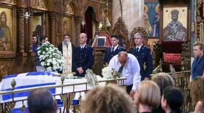 Θρήνος στην κηδεία του 27χρονου πυροσβέστη που έχασε τη ζωή του στο Γύθειο