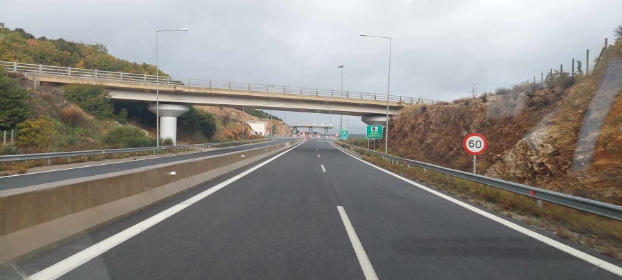 Απαγόρευση κυκλοφορίας φορτηγών άνω των 3,5 τόνων | Αυξημένα μέτρα τροχαίας σε όλη την επικράτεια