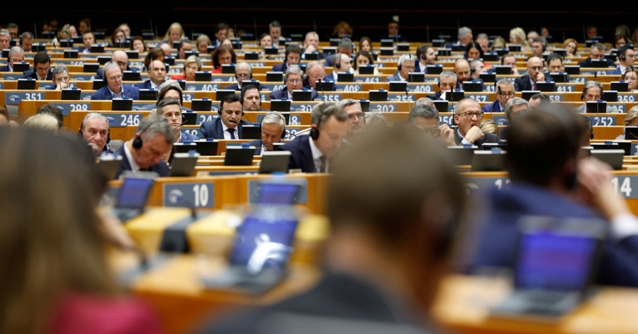 Ευρωκοινοβούλιο: «Παγώνει» τη συμφωνία με την Mercosur