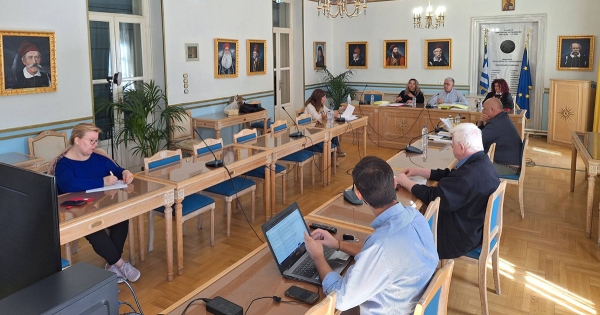 Έργα για οδική ασφάλεια και αγροτική παραγωγή στο επίκεντρο της Περιφερειακής Επιτροπής