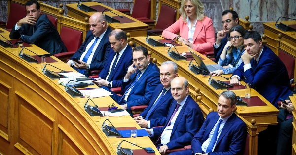 Δημοσκόπηση Alco: «Καθόλου ικανοποιημένοι» σχεδόν 6 στους 10 με την απόδοση της κυβέρνησης