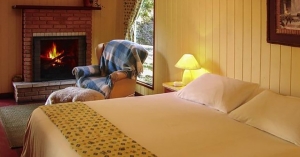 Minimal ή Boho; Συνδύασε τα σωστά Στρώματα και Πολυθρόνες για ένα υπνοδωμάτιο με χαρακτήρα