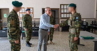 Επίσκεψη Θ. Δαβάκη στην έδρα της Ε’ Μοίρας Καταδρομών