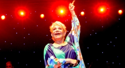 Πέθανε η Μαρινέλλα – Σίγησε ο μύθος του ελληνικού τραγουδιού