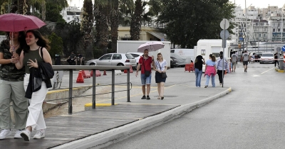 Φθινοπωρινό σκηνικό στα μέσα Ιούνη με βροχές και αύριο - Πότε θα επιστρέψει το καλοκαίρι