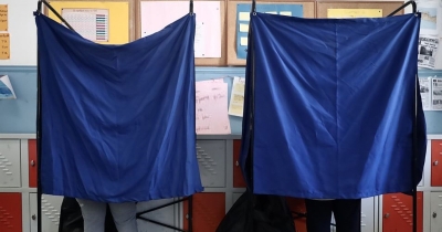 Δημοσκόπηση MRB: Πρώτη η ΝΔ, κερδίζει έδαφος η Πλεύση- Το "κόμμα" Καρυστιανού κύριος εν δυνάμει αντίπαλος της ΝΔ