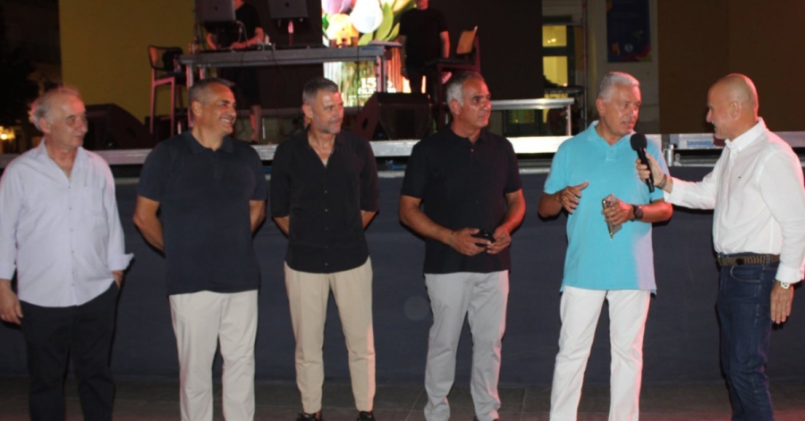 «Λευκή Νύχτα» στην Τρίπολη | Χρήστος Λαμπρόπουλος: «Σταθερά δίπλα στην τοπική επιχειρηματικότητα»