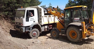 Εργασίες καθαρισμού και συντήρησης αγροτικής οδοποιίας στην Δ.Ε. Πελλάνας