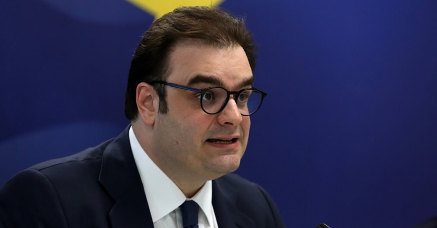 Βίντεο Πιερρακάκη: Γιατί δεν μπορούν να γίνουν παροχές στους πολίτες τα χρήματα από την πρόωρη αποπληρωμή χρέους
