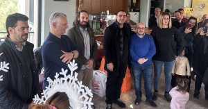 Λακωνία: Χριστουγεννιάτικες ευχές και χαμόγελα στο Ενιαίο Ειδικό Επαγγελματικό Γυμνάσιο – Λύκειο Πετρίνας