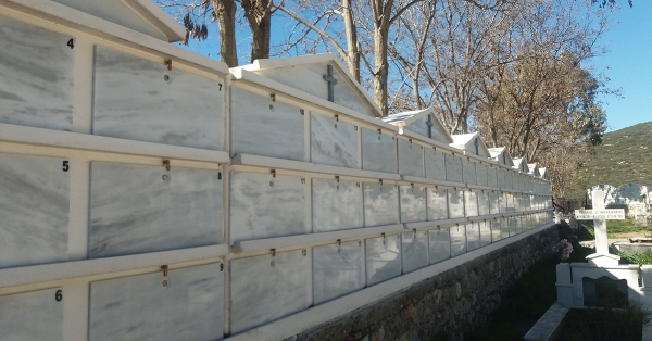 Διάθεση κτιστών οστεοθυρίδων στα κοιμητήρια του Δήμου Σπάρτης