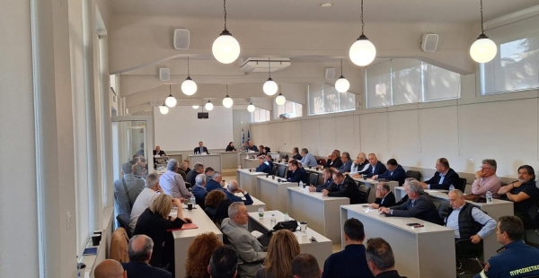 Βακαλόπουλος &amp; Κακούρος στην ευρεία σύσκεψη, υπό τον Υπουργό Κλιματικής Κρίσης και Πολιτικής Προστασίας, ενόψει Αντιπυρικής περιόδου