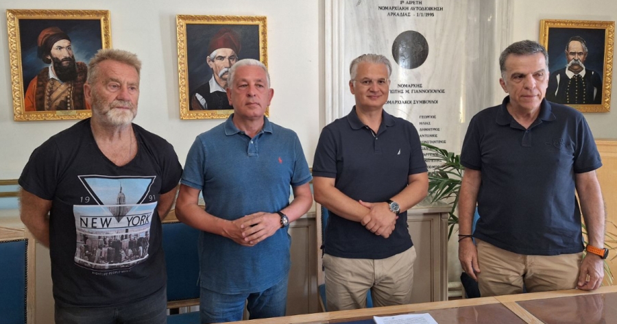 Υπεγράφη η σύμβαση για την αποκατάσταση δύο ΧΑΔΑ στους Δήμους Αν. Μάνης και Τρίπολης