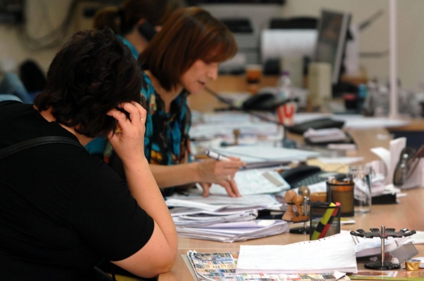 Δημόσιοι υπάλληλοι και μπόνους παραγωγικότητας: Όλες οι αλλαγές που έρχονται το 2025