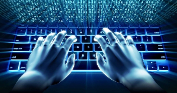 Ταυτοποιήθηκε 79χρονος για υπόθεση απειλής μέσω διαδικτύου σε βάρος πολιτικού προσώπου